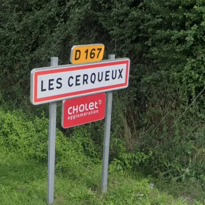 Les communes aux noms burlesques s'installent aux Cerqueux le temps...