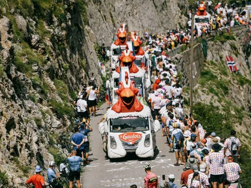 Cyclisme : Boulogne, Dunkerque, les Flandres...  La Caravane,...